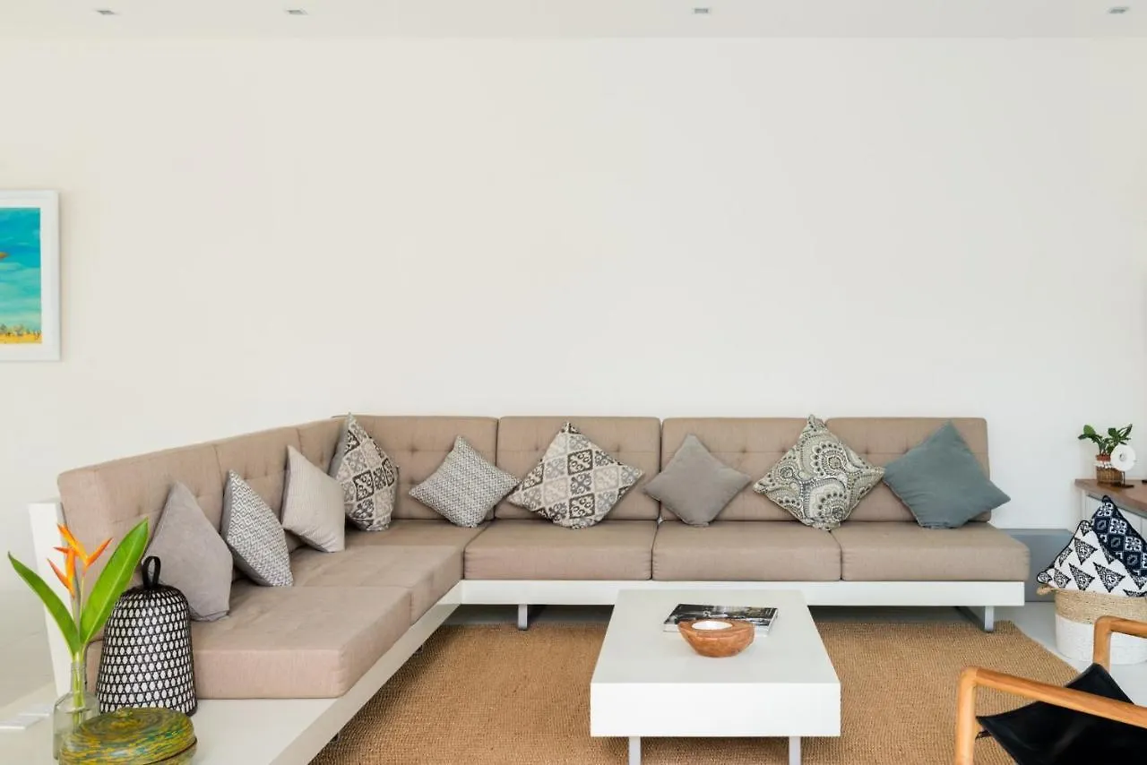 סמיניאק Villa Aditi, Sitara Villa Group 0*,  אינדונזיה