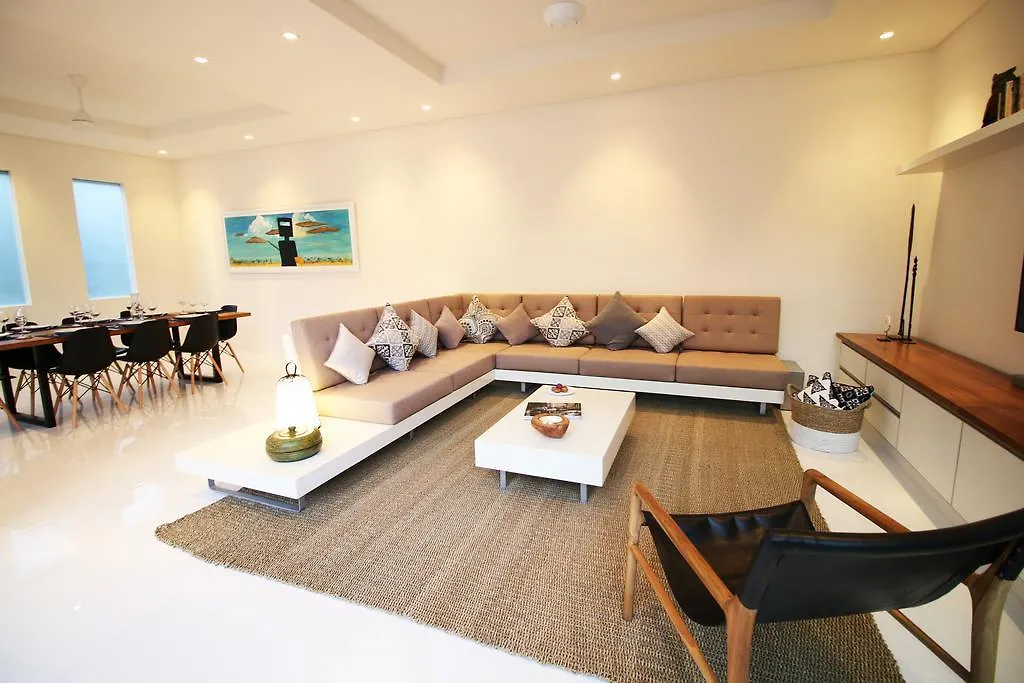סמיניאק Villa Aditi, Sitara Villa Group